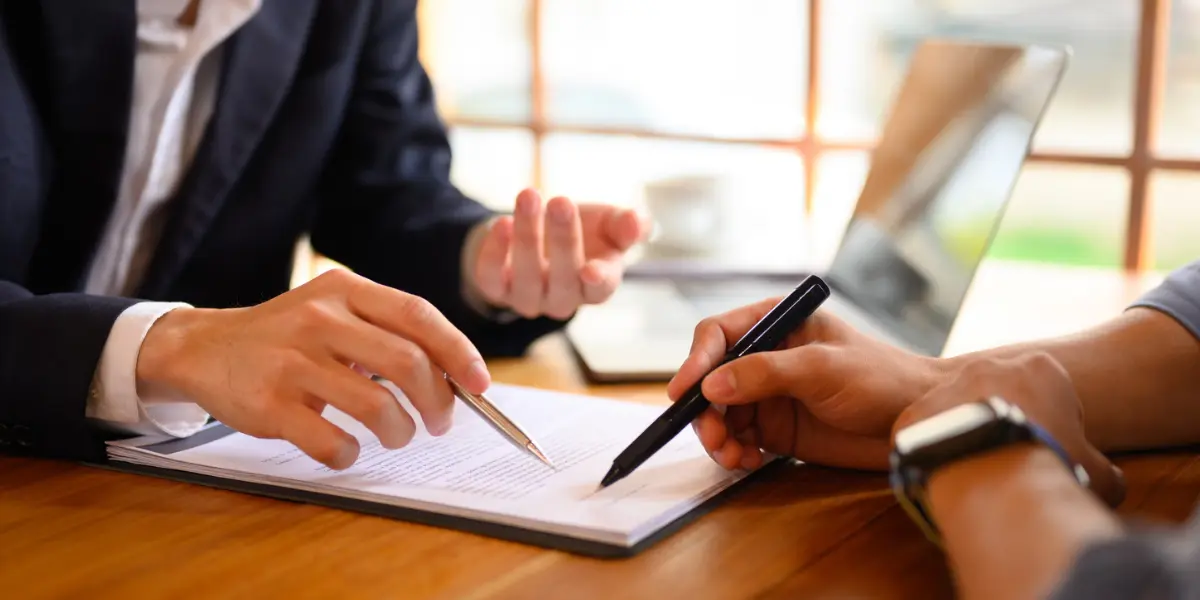 Vantagens e desvantagens do contrato de locação sem garantia